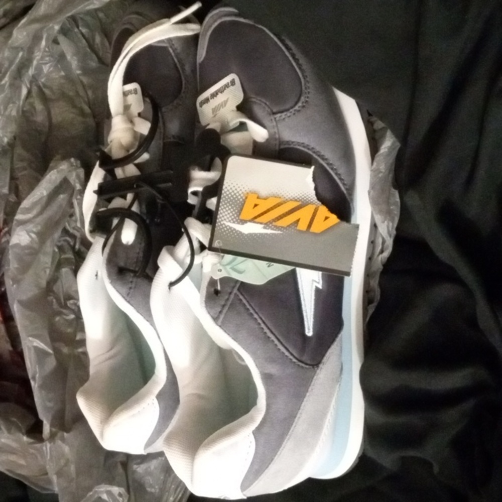 Avia shoes